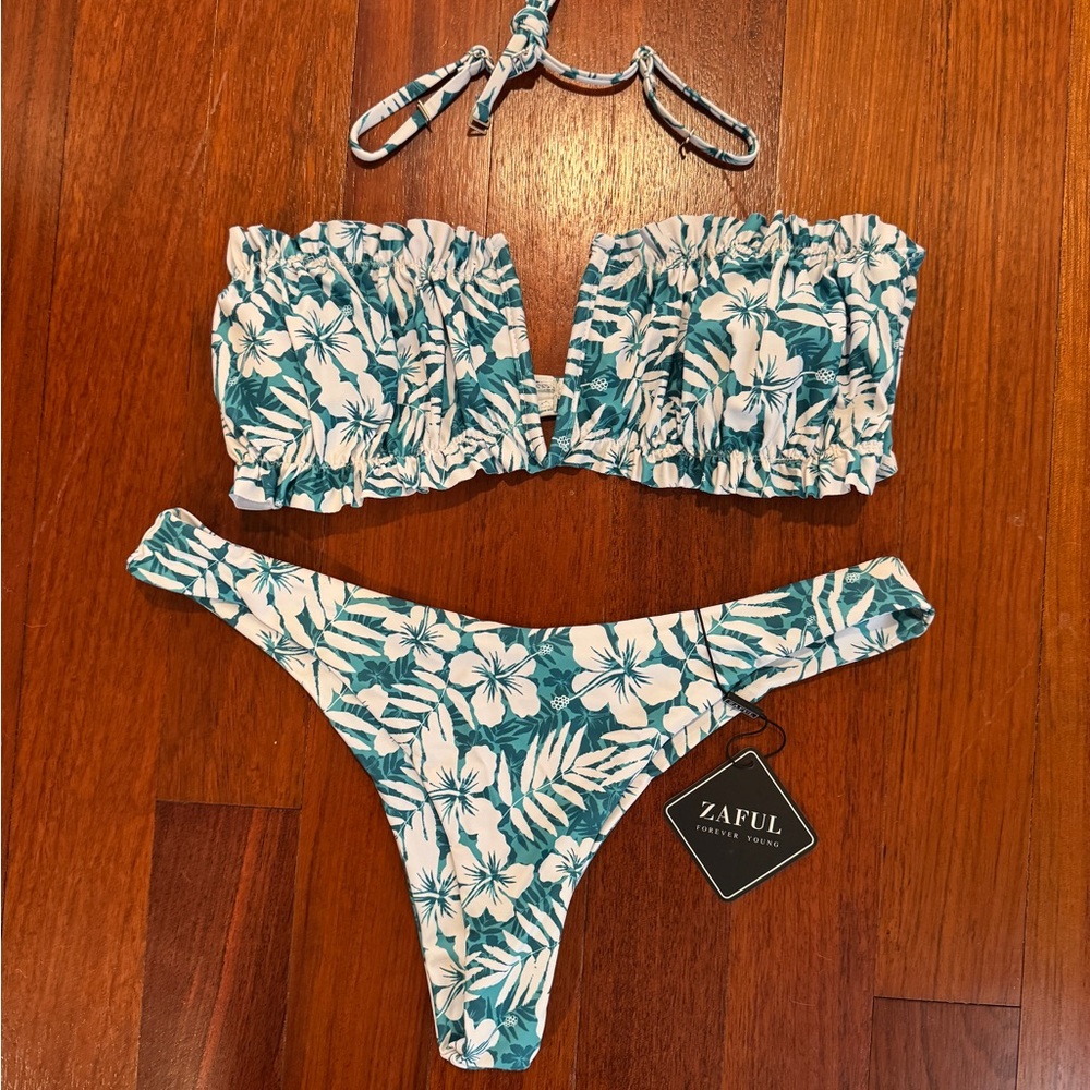 Zaful Tropical Print Bikini in Teal and White NWT size 8